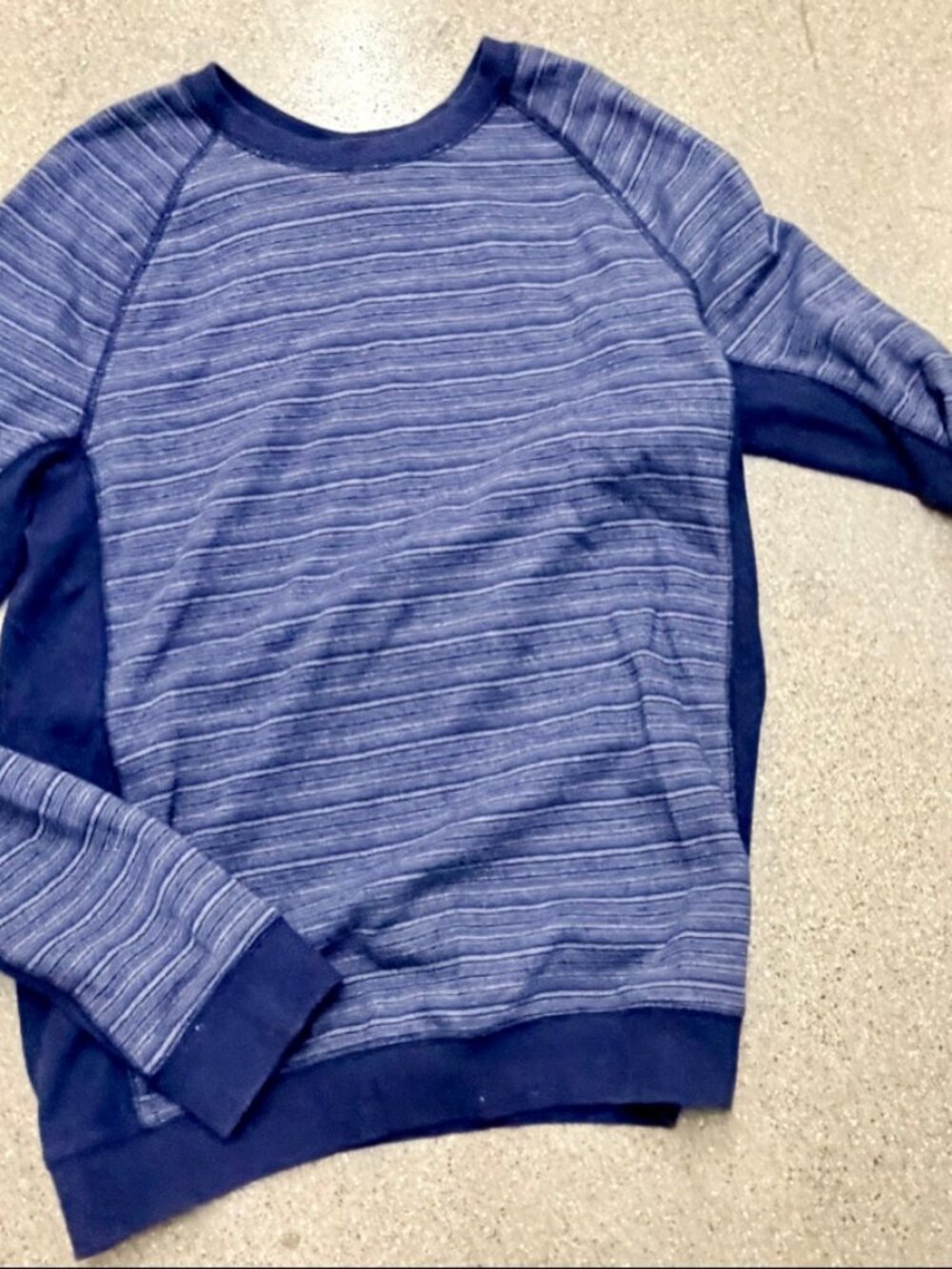 Marc Anthony men's crewneck sweatshirt size S blue white stripe